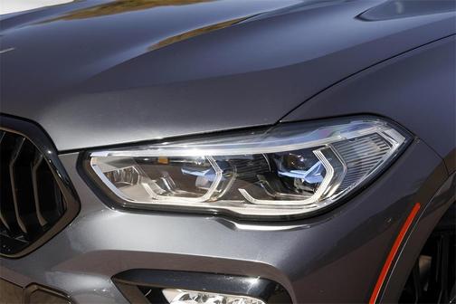 2020 BMW X6 M50i
