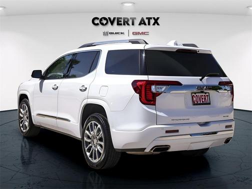 2022 GMC Acadia Denali