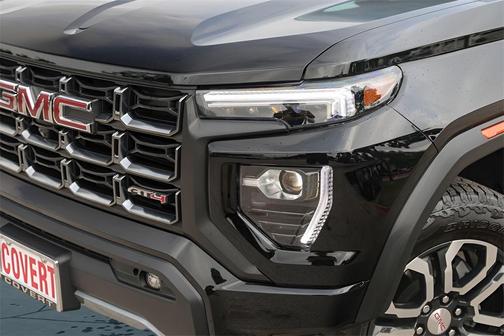 2024 GMC Canyon AT4