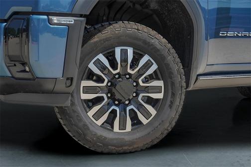 2025 GMC Sierra 2500 Denali Ultimate