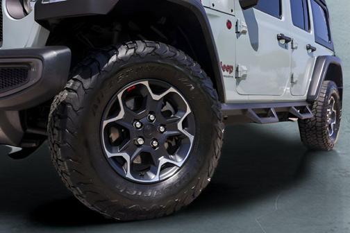 Earl Clearcoat 2023 Jeep Wrangler Rubicon