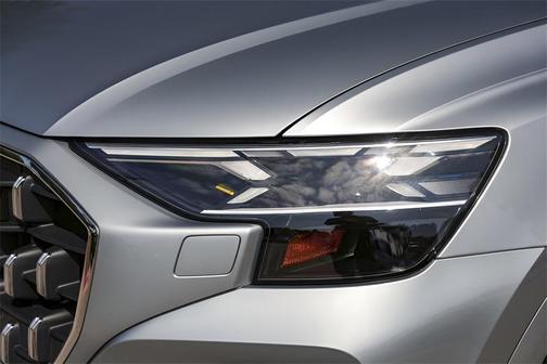 2024 Audi Q8 55 Premium