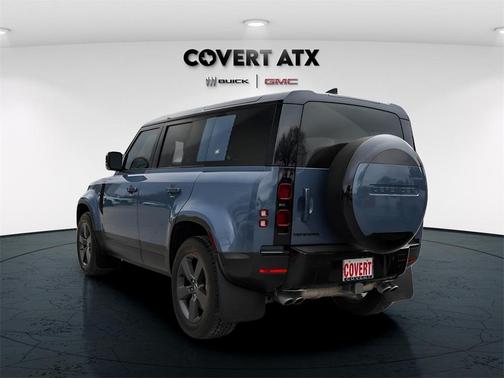 2024 Land Rover Defender P500 SE