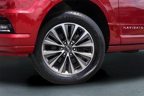 2017 Lincoln Navigator Select