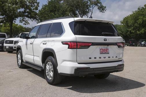2025 Toyota Sequoia SR5