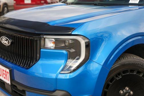 2025 Ford Maverick Lobo Standard
