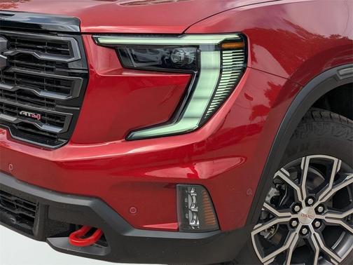 2025 GMC Acadia AT4