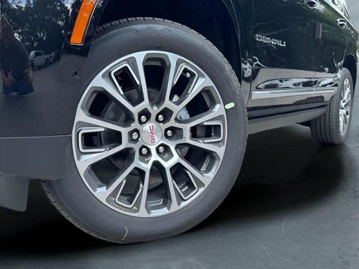 Onyx Black 2026 GMC Yukon Denali