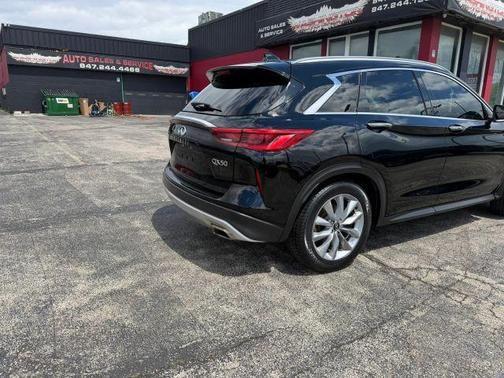 Black 2021 INFINITI QX50 Luxe