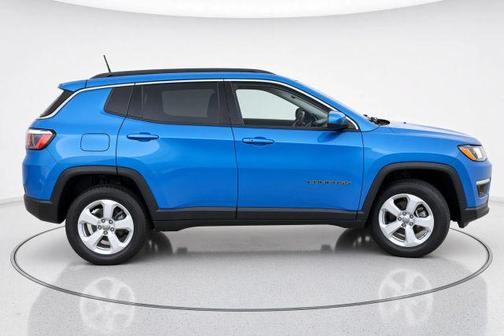 Blue 2018 Jeep Compass Latitude