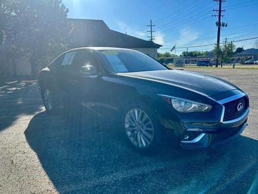 Black 2021 INFINITI Q50 3.0t LUXE