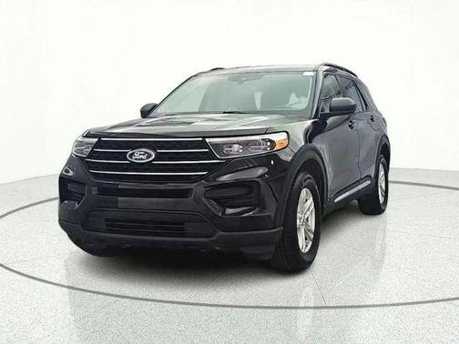 Black 2022 Ford Explorer XLT
