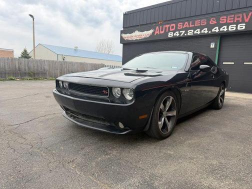 Black 2014 Dodge Challenger R/T