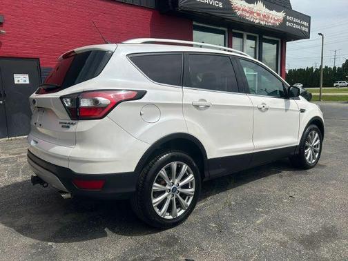 White 2018 Ford Escape Titanium