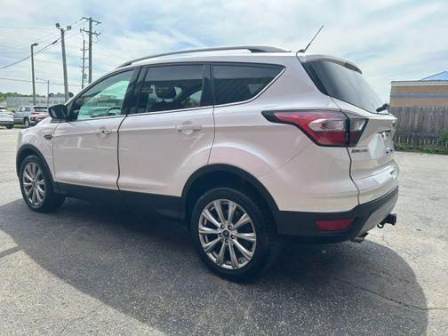 White 2018 Ford Escape Titanium