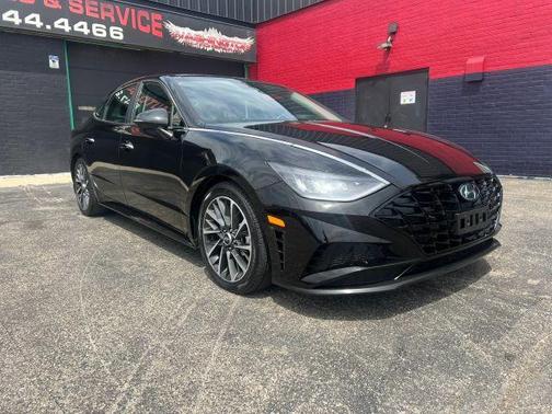 Black 2021 Hyundai SONATA Limited