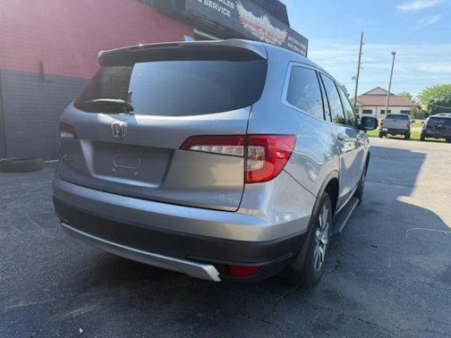 Silver 2020 Honda Pilot EX-L