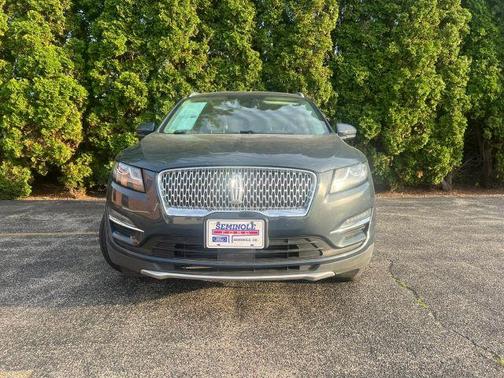 Green 2019 Lincoln MKC Reserve