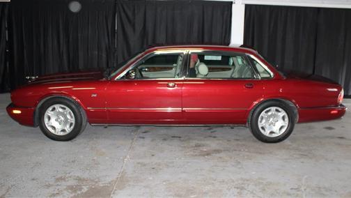 Carnival Red 2002 Jaguar XJ Vanden Plas