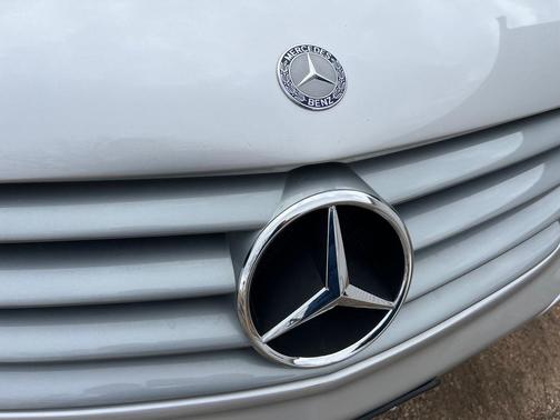 2004 Mercedes-Benz SL-Class SL 500