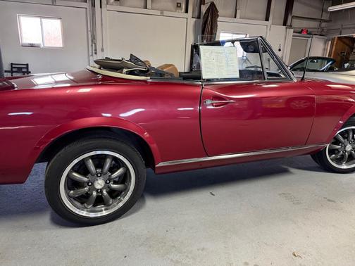 1974 FIAT 124 Spider