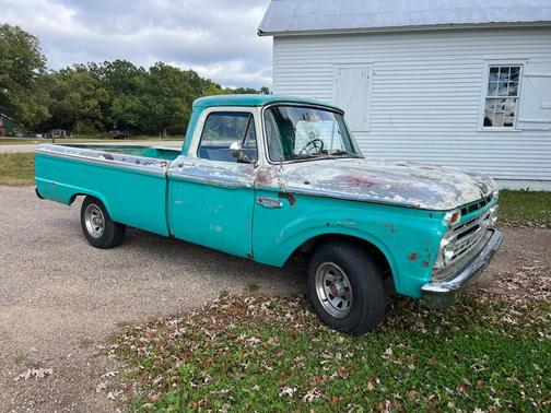 1966 Ford F100 Base