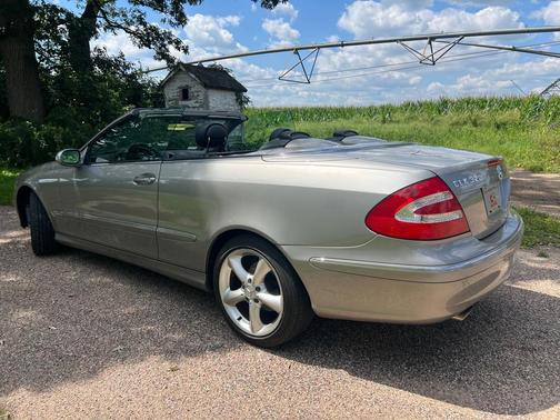 2005 Mercedes-Benz CLK-Class 320 Cabriolet