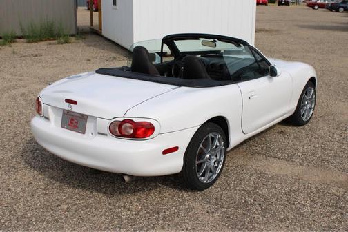WHITE 2003 Mazda MX-5 Miata Cloth