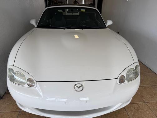 WHITE 2003 Mazda MX-5 Miata Cloth