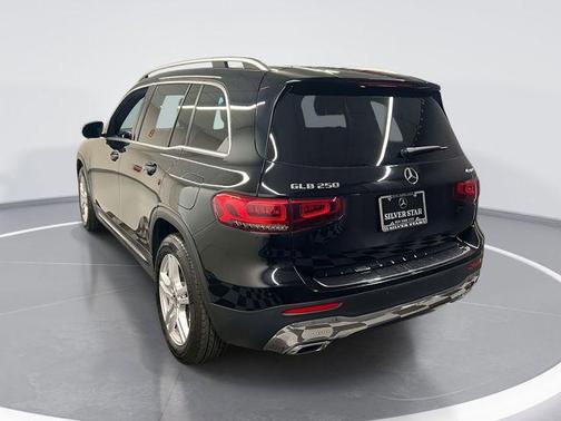 2021 Mercedes-Benz GLB 250 Base 4MATIC