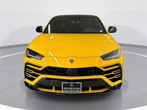 2021 Lamborghini Urus Base