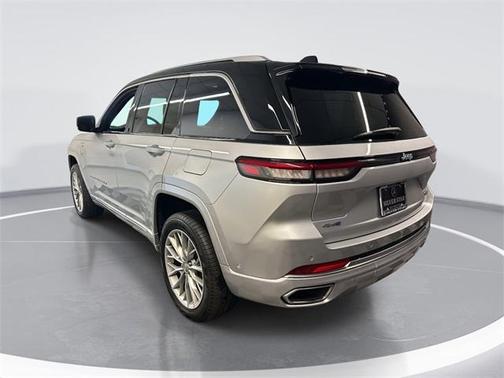 2022 Jeep Grand Cherokee 4xe Summit