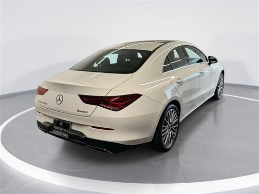 2021 Mercedes-Benz CLA 250 Base 4MATIC