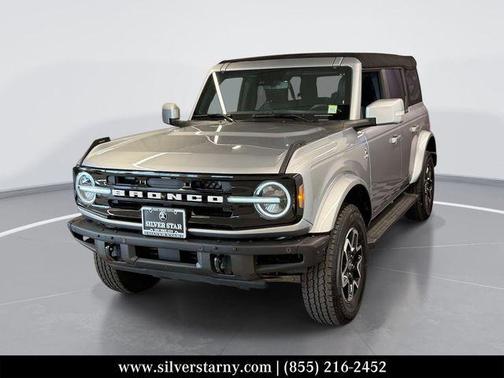 Silver Metallic 2024 Ford Bronco Outer Banks