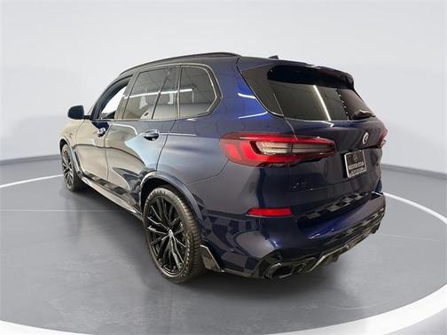 2021 BMW X5 M50i