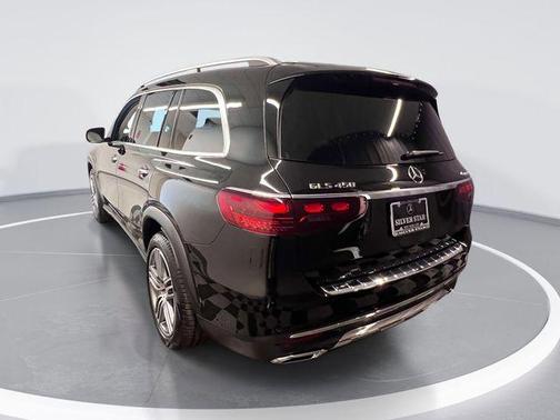 Obsidian Black Metallic 2026 Mercedes-Benz GLS 450 4MATIC