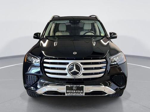 Obsidian Black Metallic 2026 Mercedes-Benz GLS 450 4MATIC