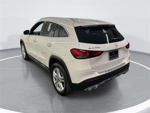 2022 Mercedes-Benz GLA 250 Base 4MATIC