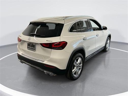 2022 Mercedes-Benz GLA 250 Base 4MATIC