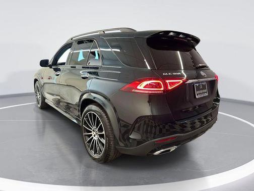 Emerald Green Metallic 2022 Mercedes-Benz GLE 350 Base 4MATIC
