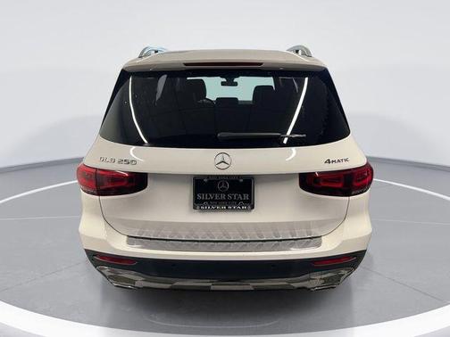 Polar White 2022 Mercedes-Benz GLB 250 Base 4MATIC