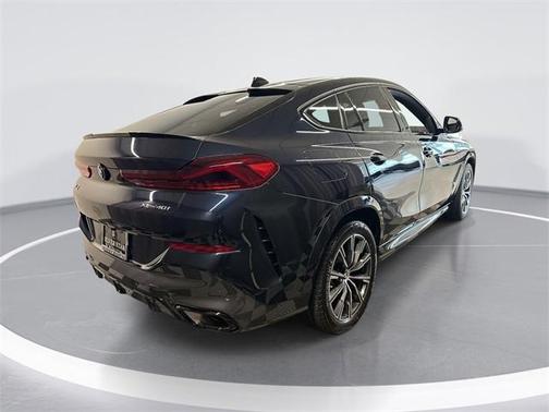 2023 BMW X6 xDrive40i