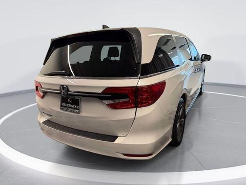 White 2021 Honda Odyssey EX