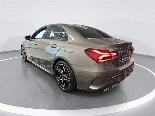 2022 Mercedes-Benz A-Class A 220 4MATIC