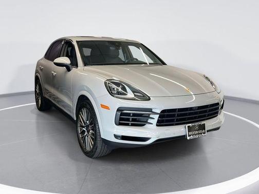 2022 Porsche Cayenne Platinum Edition