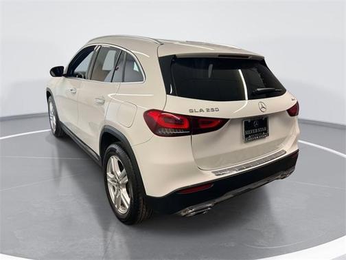 2022 Mercedes-Benz GLA 250 Base 4MATIC