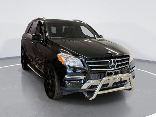 Black 2015 Mercedes-Benz M-Class ML 350 4MATIC