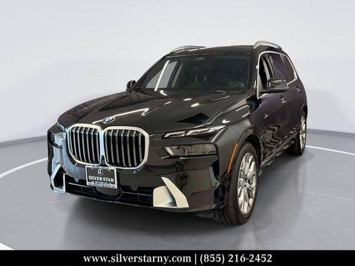 Black Sapphire Metallic 2025 BMW X7 xDrive40i