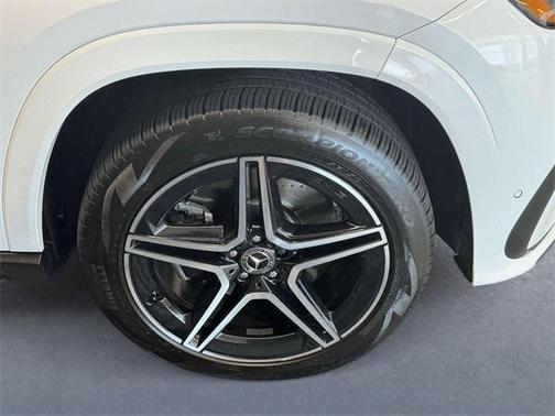 2024 Mercedes-Benz GLS 450 4MATIC