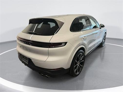 2024 Porsche Cayenne S